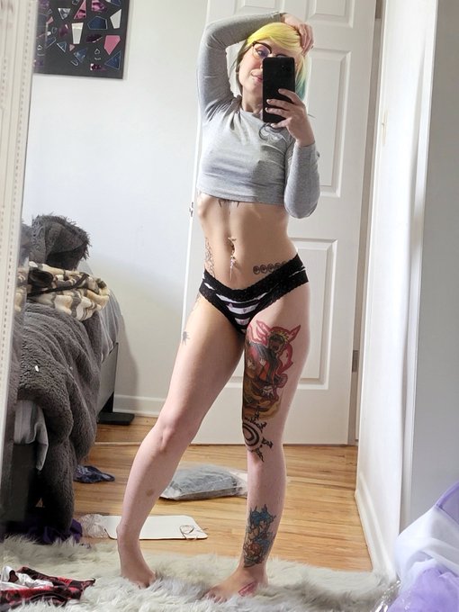 good morning, say it back! https://t.co/8lzCZ2UfIo