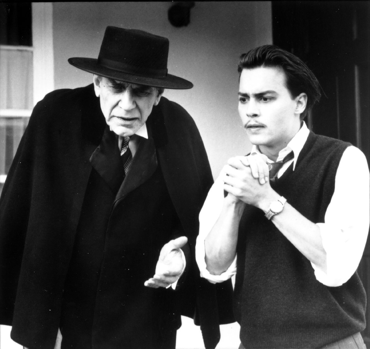 New Episode: "Ed Wood II" 🛸📽️🎞️

We continue our deep dive into the life and work of director Ed Wood with an exploration of Wood's later years and his posthumous rise to fame. Then the hosts of Ephemeral sit down together to geek out about their favorite Wood films.