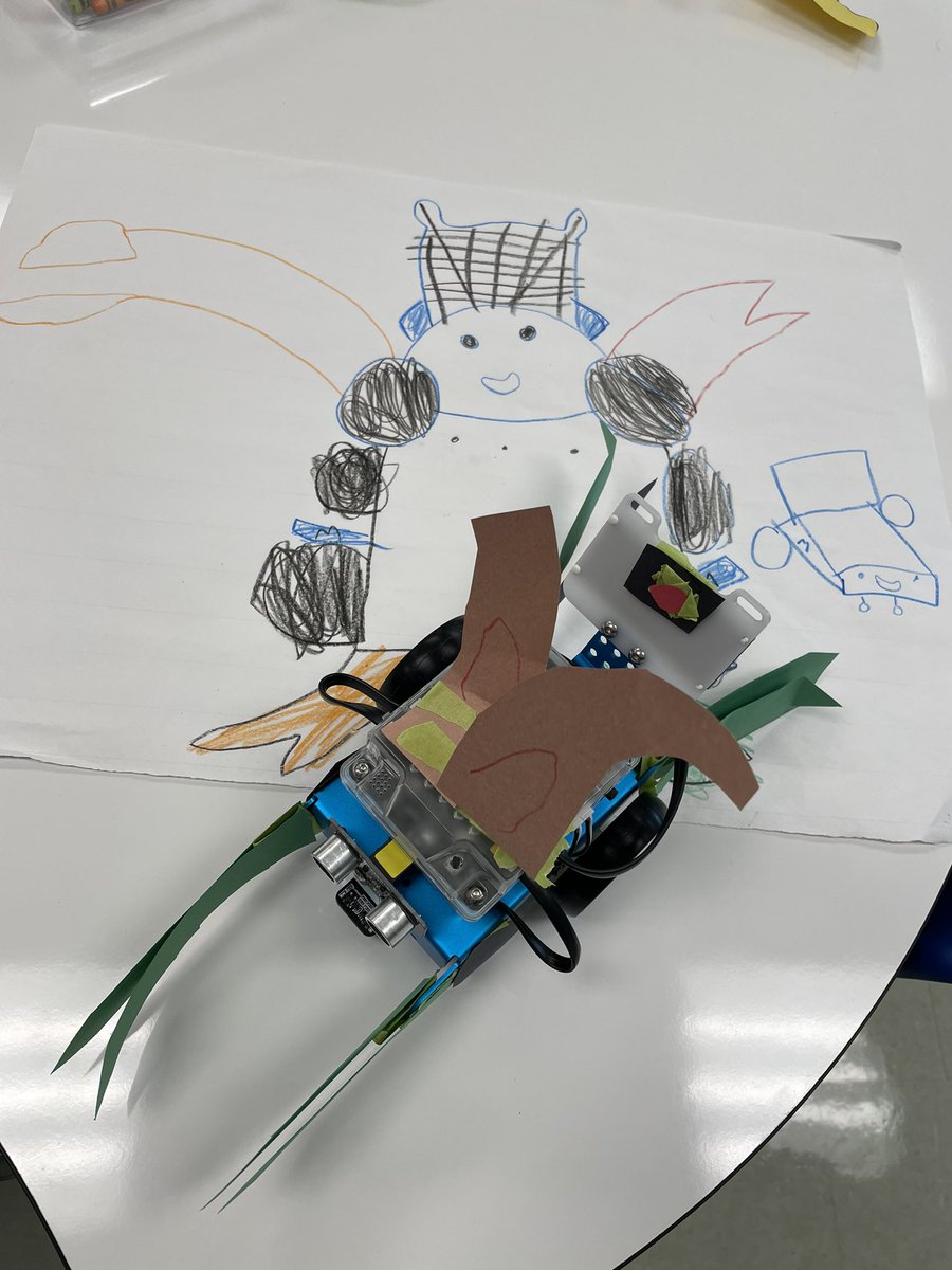 These Grade ones had a Blast using Maker Blocks and Mbots today at our Stream Centre. They collaborated and used their creativity to design and build a machine to clean up garbage.  They made the most incredible machines. <a href="/PFS_YCDSB/">PopeFrancis_YCDSB</a>