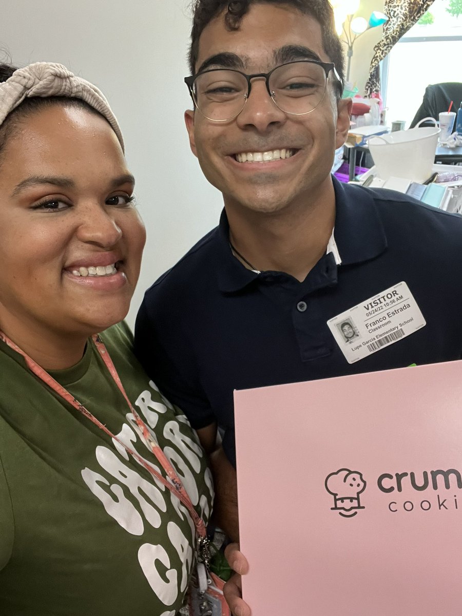 Jenn_2Ns_'s tweet photo. Going to miss seeing this guy in the @GarciaGators hallways with his PALS and all the @garcia_pto events he’s volunteered at! Thank you for the @CrumblCookies! Good luck in everything! #HookEmHorns🧡 @rockwallschools @STUCOHeath https://t.co/yXsFztIgiN