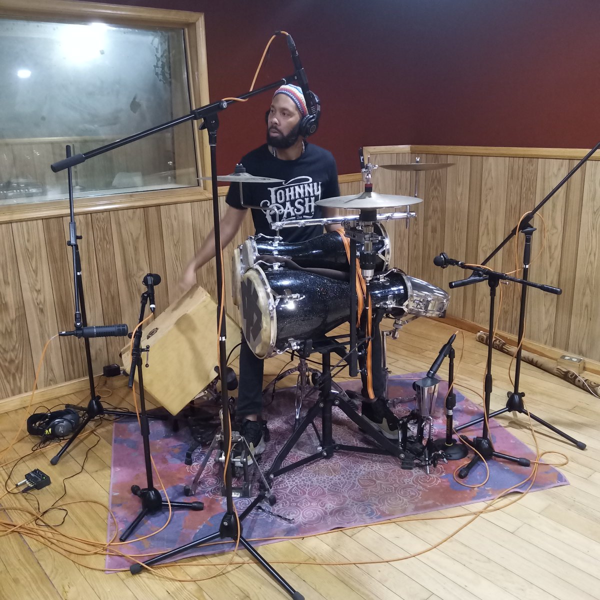 pieza_estudios's tweet image. #multitracking #livesession #newmusic #rumba 

Tremenda sesión de #grabación con el máster del tambor batá @manleylopez 🥁🐙🔥 con @ayan_sayero_ayan_asha_ilu @nereogonzalez @davidleonsmusic @pudgedrums @huizart_ 🎶🙌🏽🤯

Contáctanos y cotiza al📱📞 5540362844
#enPieza