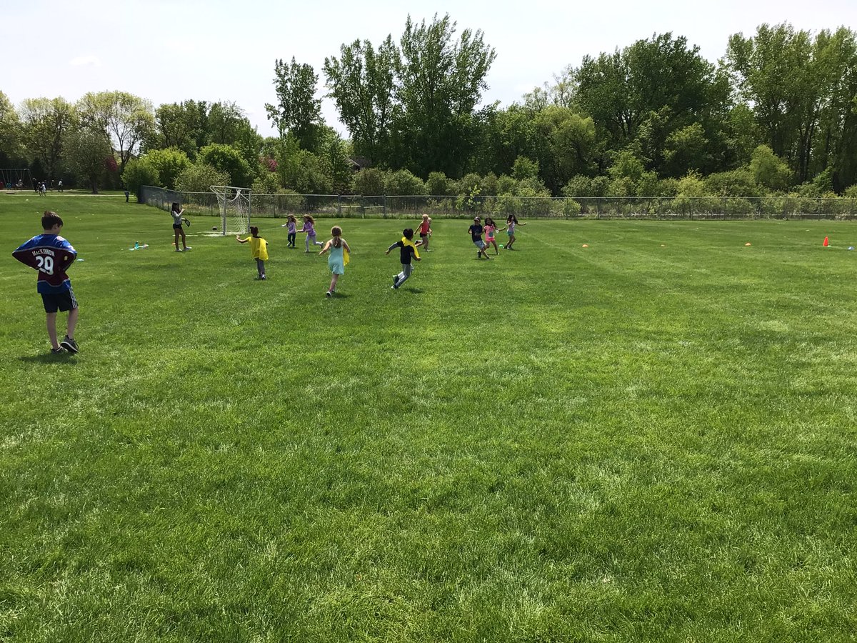 GWPhyEd's tweet photo. 1st Grade FUN DAY!! #gwgreats https://t.co/hlc5ejdvyG