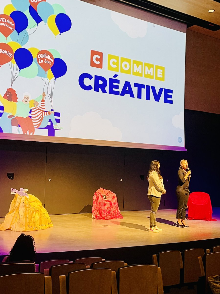 TelmiStudio's tweet photo. L’ouverture de #Ccommecreative avec Julie Landès pste de @FedeproFem et @NadiaPellefigue : « Les femmes prennent la parole, encore faut-il les entendre. Les femmes sont créatives, encore faut-il le reconnaître ! » https://t.co/S89Rl8EHEa