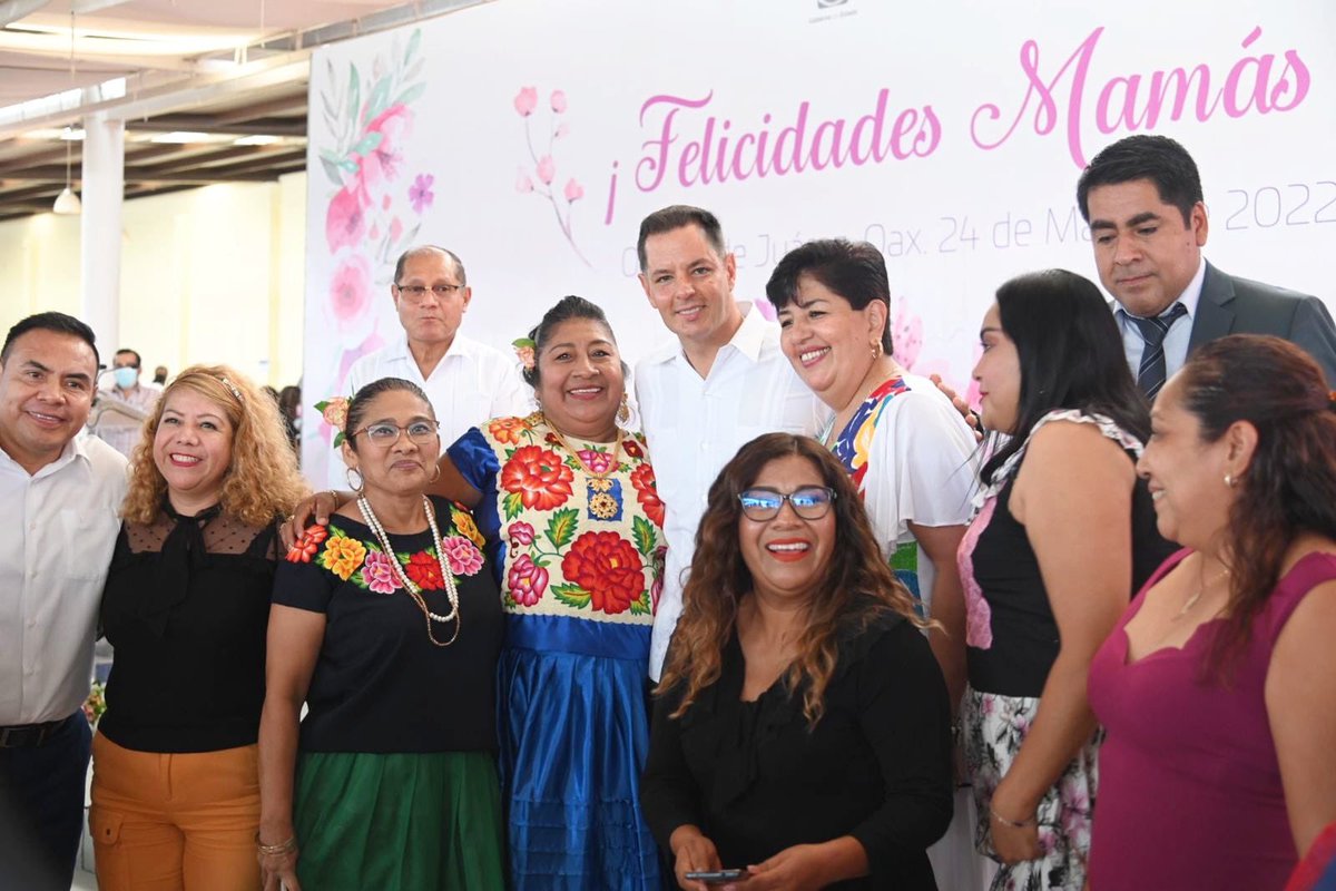 Alejandro Murat tweet media