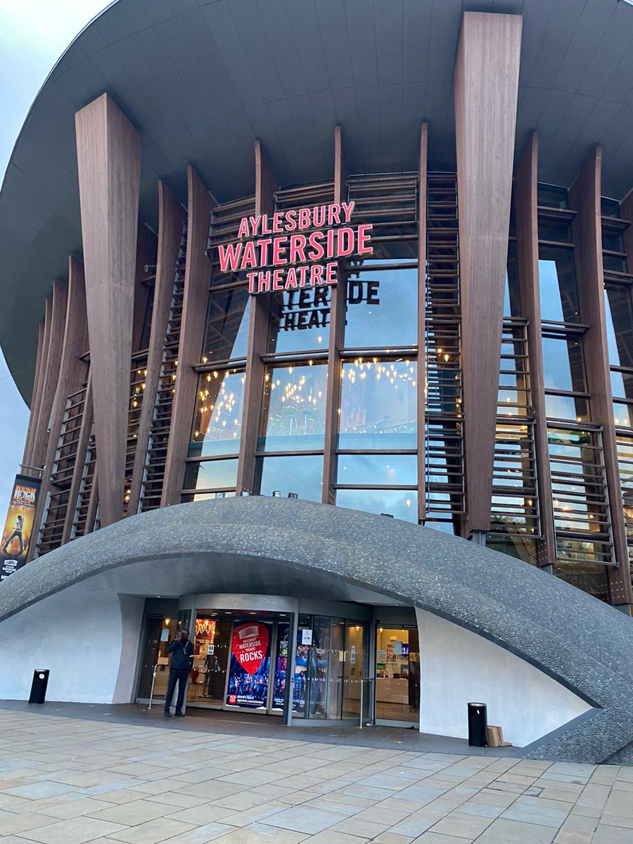 PRS_English's tweet image. Our recent trip to see Jekyll and Hyde was such fun! How lovely to back in the theatre again 🤩