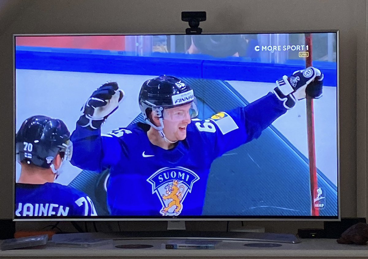 janihermans's tweet photo. Kohti lohkovoittoa! #Leijonat #mmkisat #cmoresportfi https://t.co/TPVcQ0GGpP