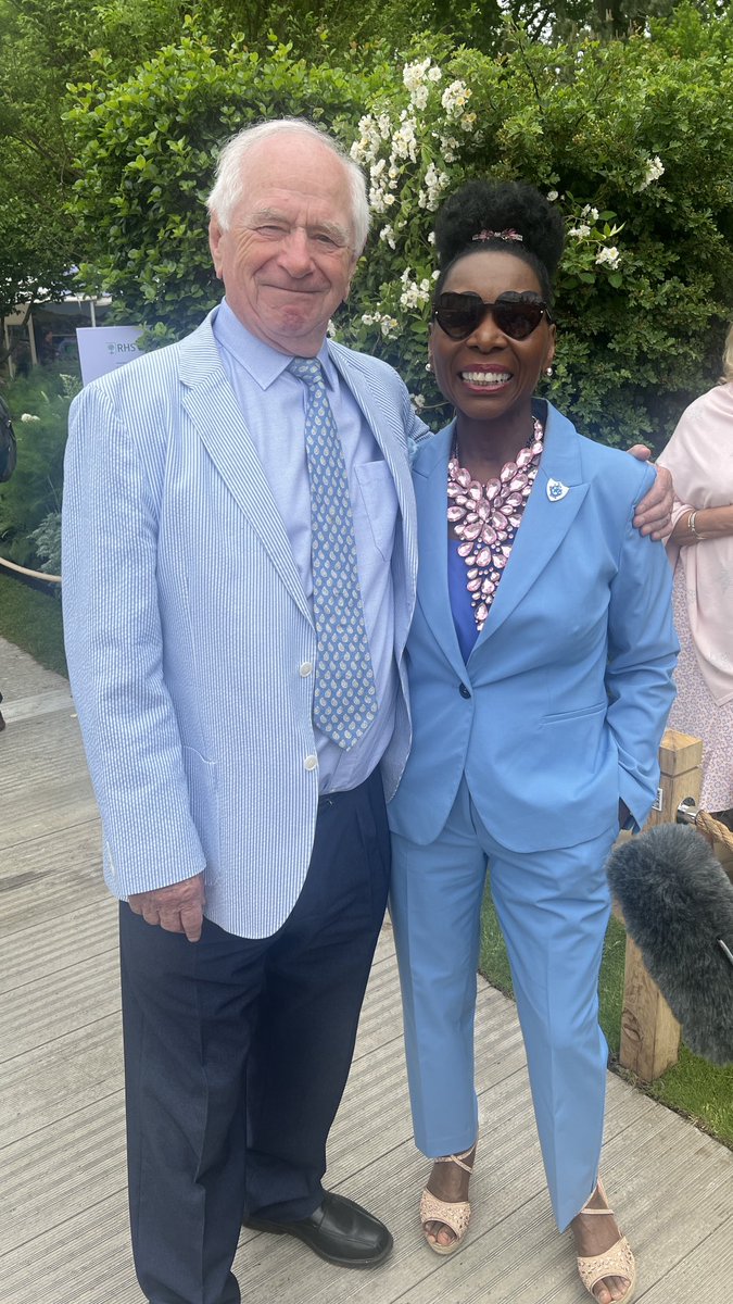 FloellaBenjamin's tweet image. Johnny Ball was my first    co-presenter on #Playschool 46 years ago and it was lovely catching up with him at #RHSChelsea Flower Show yesterday 💐