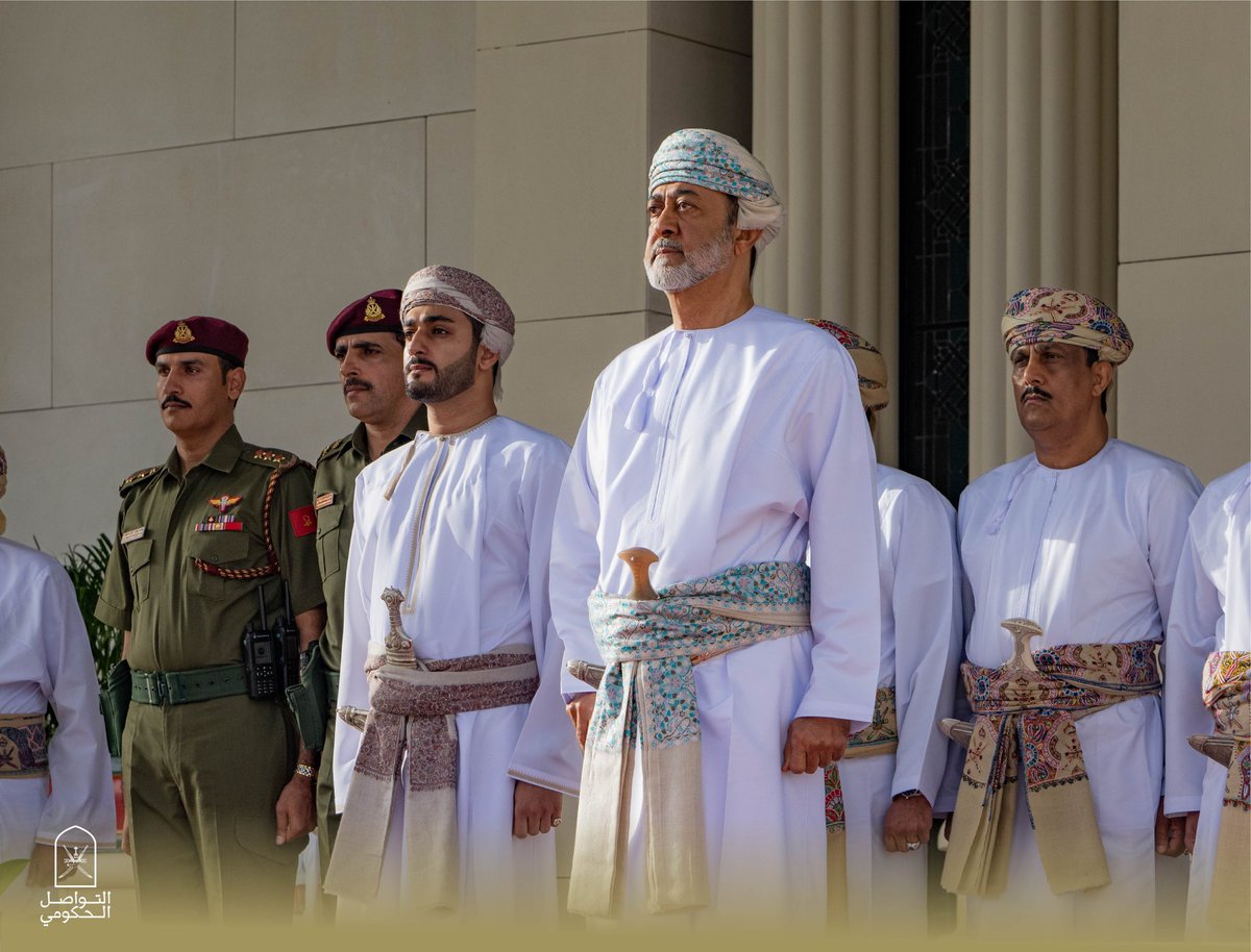 كل شيء يشير إلى عمان لذلك  #عمان_راسخة_وتتقدم