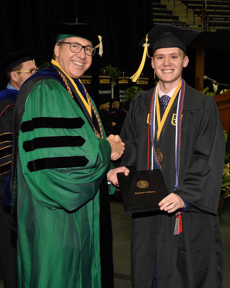 The University of Missouri gave me some wonderful memories over the past four years but now it’s time to make more at The Pennsylvania State University ❤️ #firstgen #Classof2022