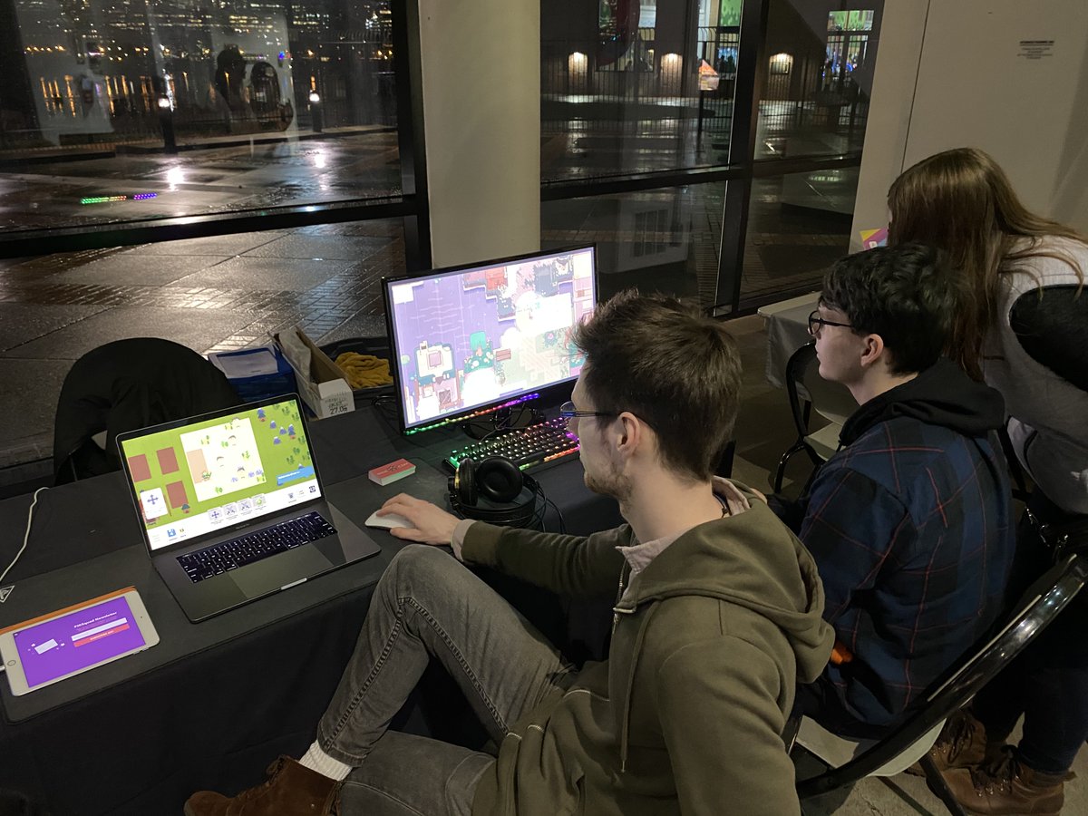 PIGSquad's tweet photo. Congratulations to the Rose City Games team on the Floppy Knights launch! So cool to see something launch after seeing the original paper prototype at PIGSquad events!
First reply gets a Steam Key! Might do some more giveaways in https://t.co/2Afj1UyftC later... https://t.co/VsU1HbG04i