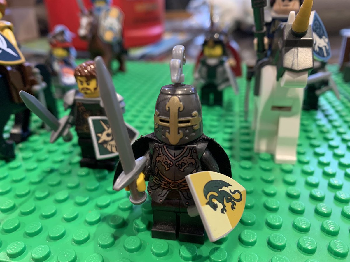 bricks4allages's tweet photo. Welsh Knight with a winged dragon sigil & a Brick Forge Minifigure Accessories. #lego #LEGOMastersAU #Brickforge #legocastle #legoknights #legominifigures #legomasters #Bricks4AllAges https://t.co/IBlZHG2QPk https://t.co/FCKBDXp9wB