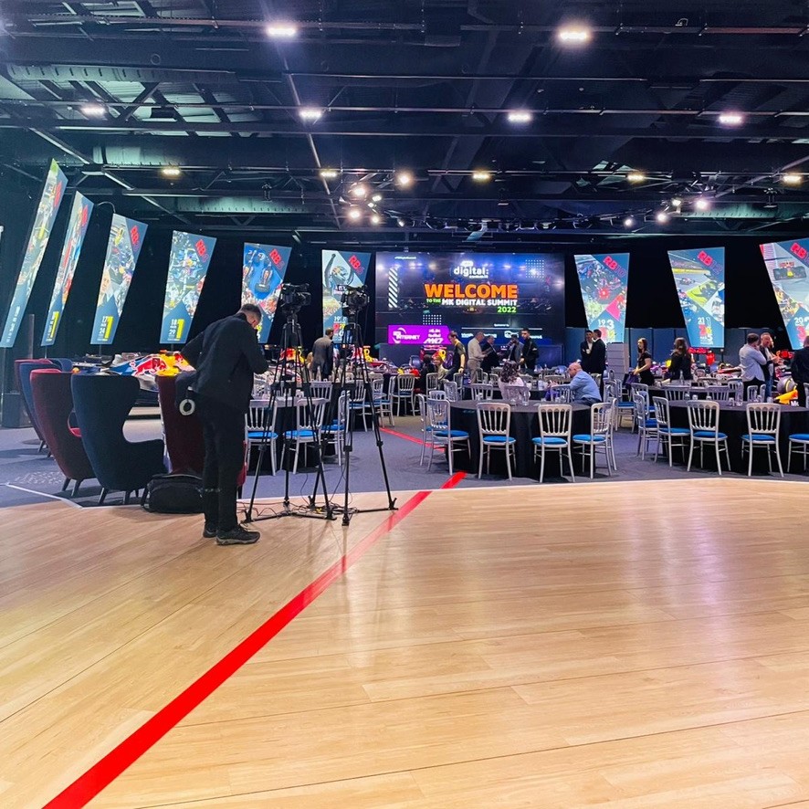 123INTERNET's tweet photo. From racing victory to #DigitalMarketing success, the MK7 #RedBullRacing venue was the BEST venue for our #MKDigitalSummit last week 🤩

Being in a place of champions only helped to fuel the day with the desire for success, determination and drive 🏆 https://t.co/yIRLw7fWoB