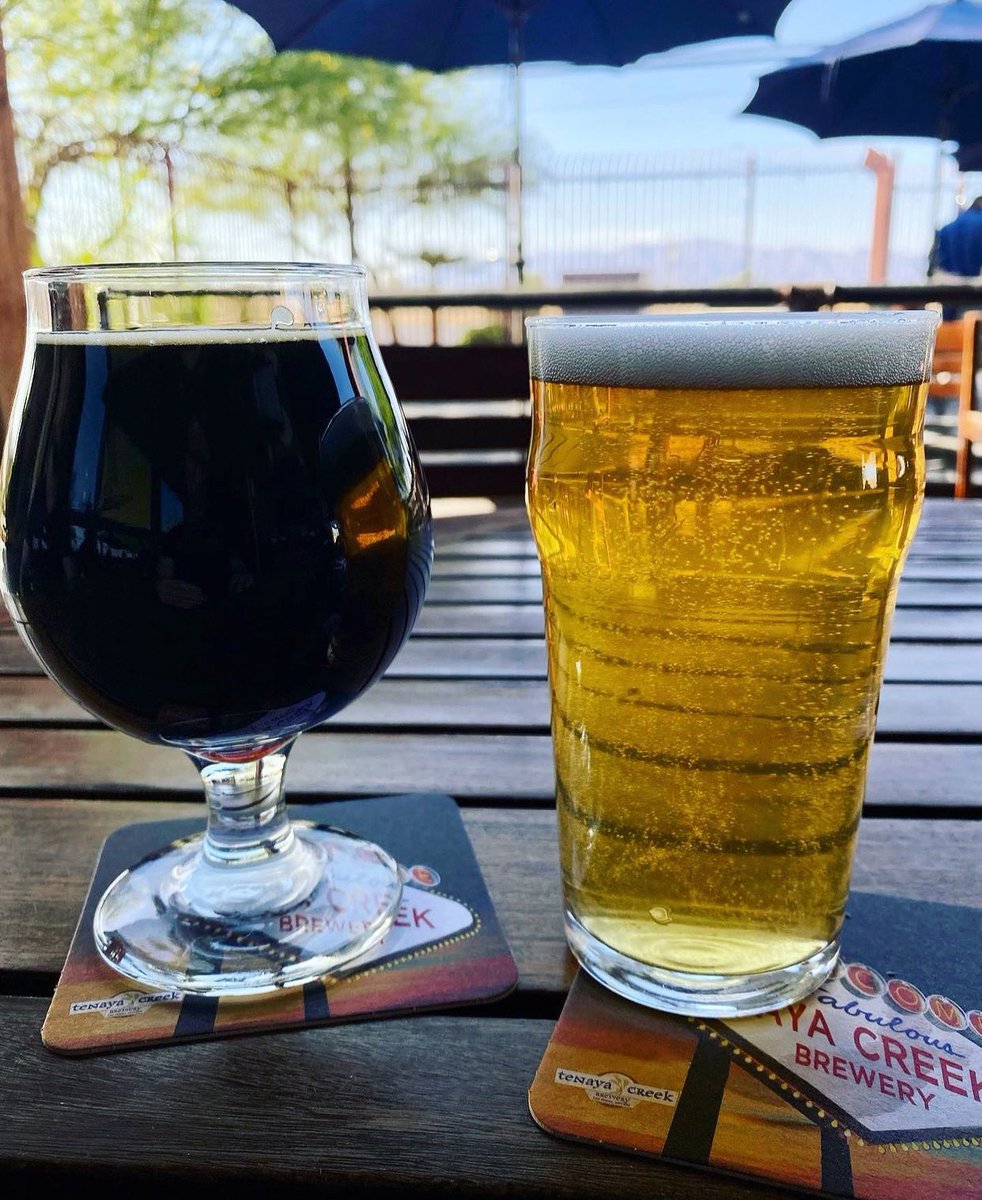 tenayacreek's tweet image. Come enjoy this beautiful day☀️ with a pint or two out on the patio down at #thecreek just like @eatsdrinksandleaves 🍻 #patioweather #tuesdayvibes #pintnight