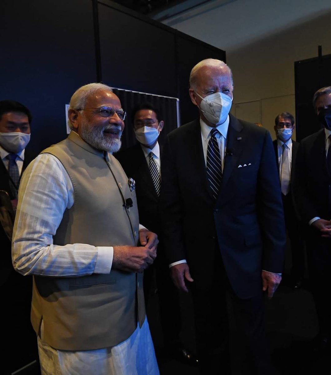 smitadeshmukh's tweet photo. Covaxin Vs Pfizer 😂😂 https://t.co/WPxEi9ffwP