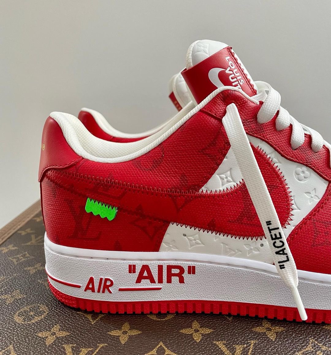 Ovrnundr's tweet image. Louis Vuitton x Nike Air Force 1 by Virgil Abloh “Red/White”

Photo: benoitlouisvuitton