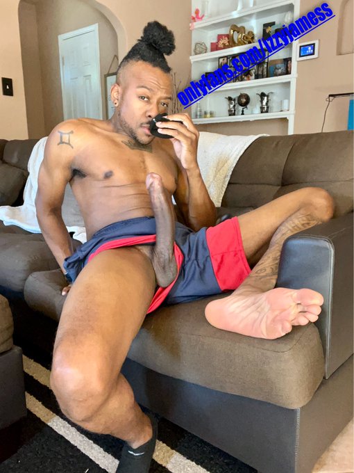 The smell of my sock made my dick hard.   Full Video ⬇️👇🏽 https://t.co/L0FtKk2PiB https://t.co/09Jnf<a href="/tag/fitness"class="tags"><span>#fitness</span></a>