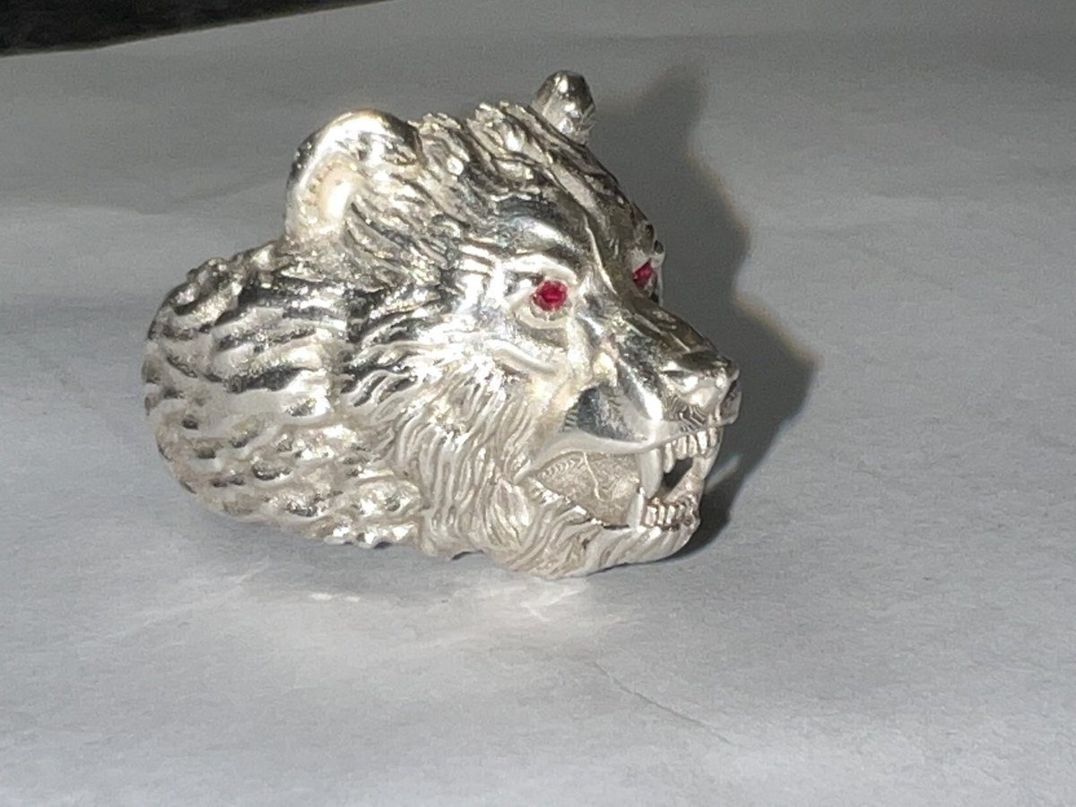 Skihustle's tweet image. Over 50 of these beauty’s will be given out by the #bankrollbears . Retail over 300 dollars