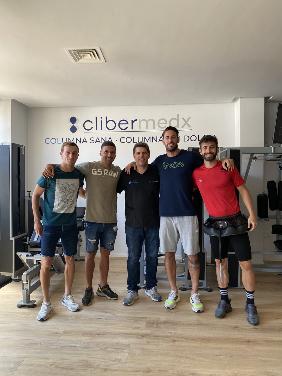 Clibersalud Elda (@bernafisio) on Twitter photo Firmamos nuevo convenio con <a href="/CD_Eldense/">CD Eldense</a> & CliberSalud para la realización de pruebas complementarias , Resonancia Magnetica, Fisioterapia y apoyo al cuerpo médico .
“Un orgullo poder aportar nuestro granito de arena y ayudar a estos cracks” Firmamos nuevo convenio con <a href="/CD_Eldense/">CD Eldense</a> & CliberSalud para la realización de pruebas complementarias , Resonancia Magnetica, Fisioterapia y apoyo al cuerpo médico .
“Un orgullo poder aportar nuestro granito de arena y ayudar a estos cracks”