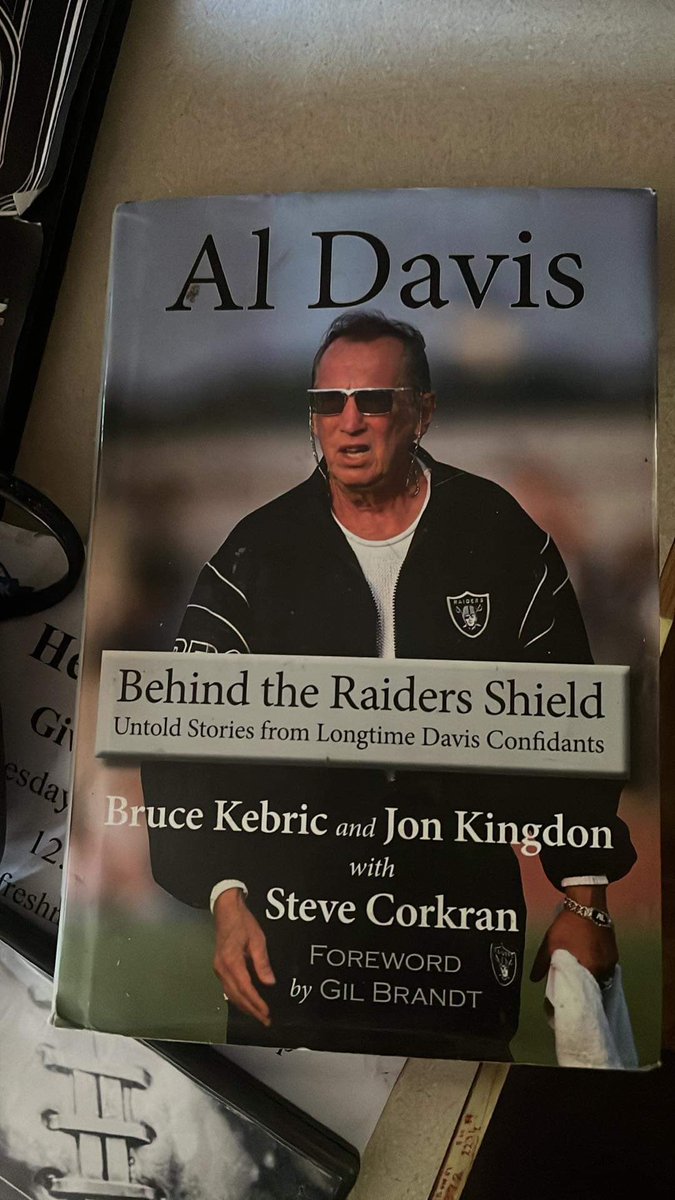 eddiegarcia2468's tweet photo. RAIDERS BEHIND THE RAIDERS SHIELD!
Grab a Copy on https://t.co/y0XpKoGfLB …
#RaiderEd https://t.co/OxE1maDfro