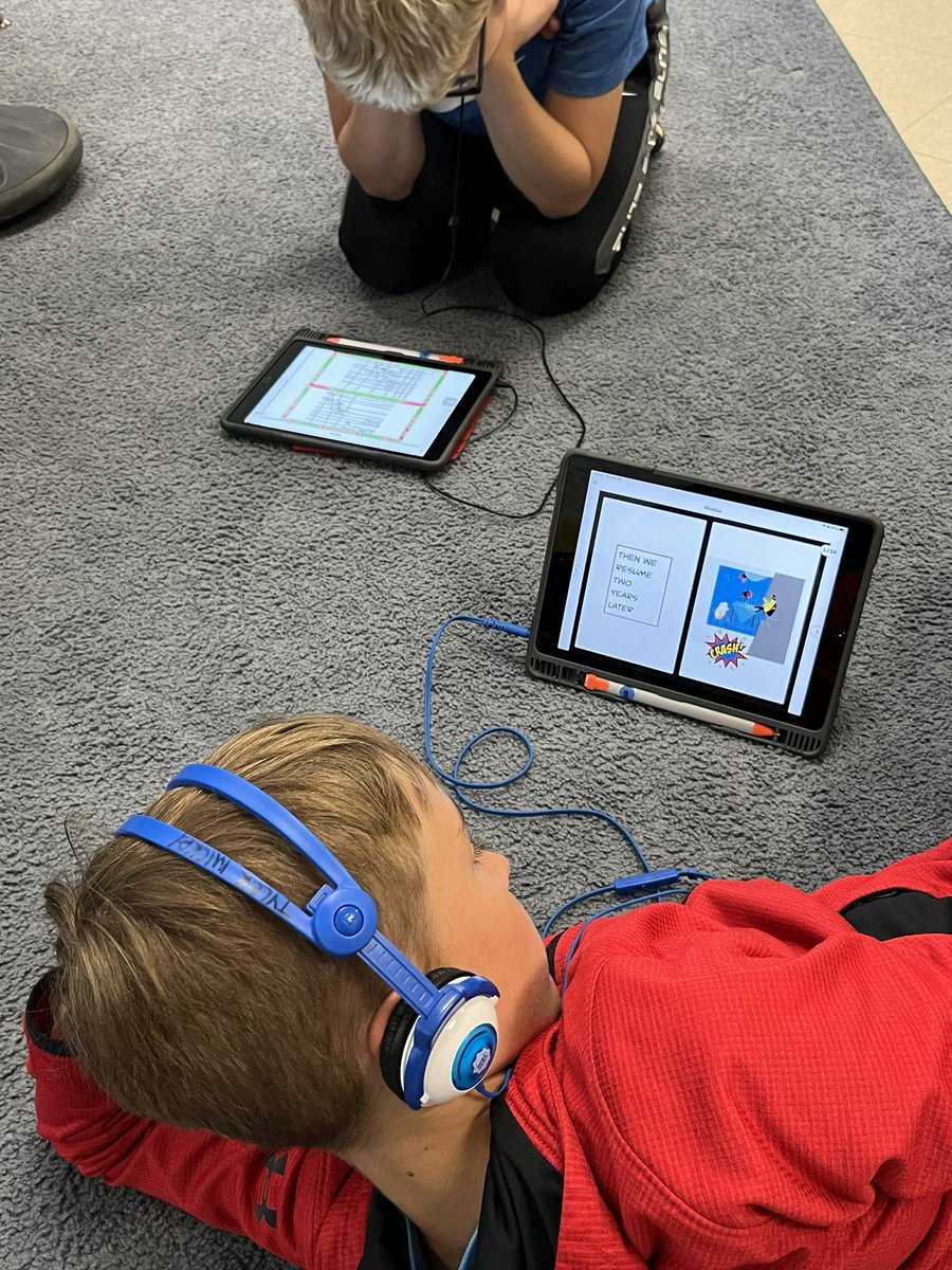 Lines3MW's tweet photo. Celebrating our awesome comic book unit by reading our classmates’ books while listening to the audio recordings. What a great way to enjoy each other’s writing! @Lines_Principal @Lines220 #seethestudent220 #wegotthislines https://t.co/IklXT3Md0C