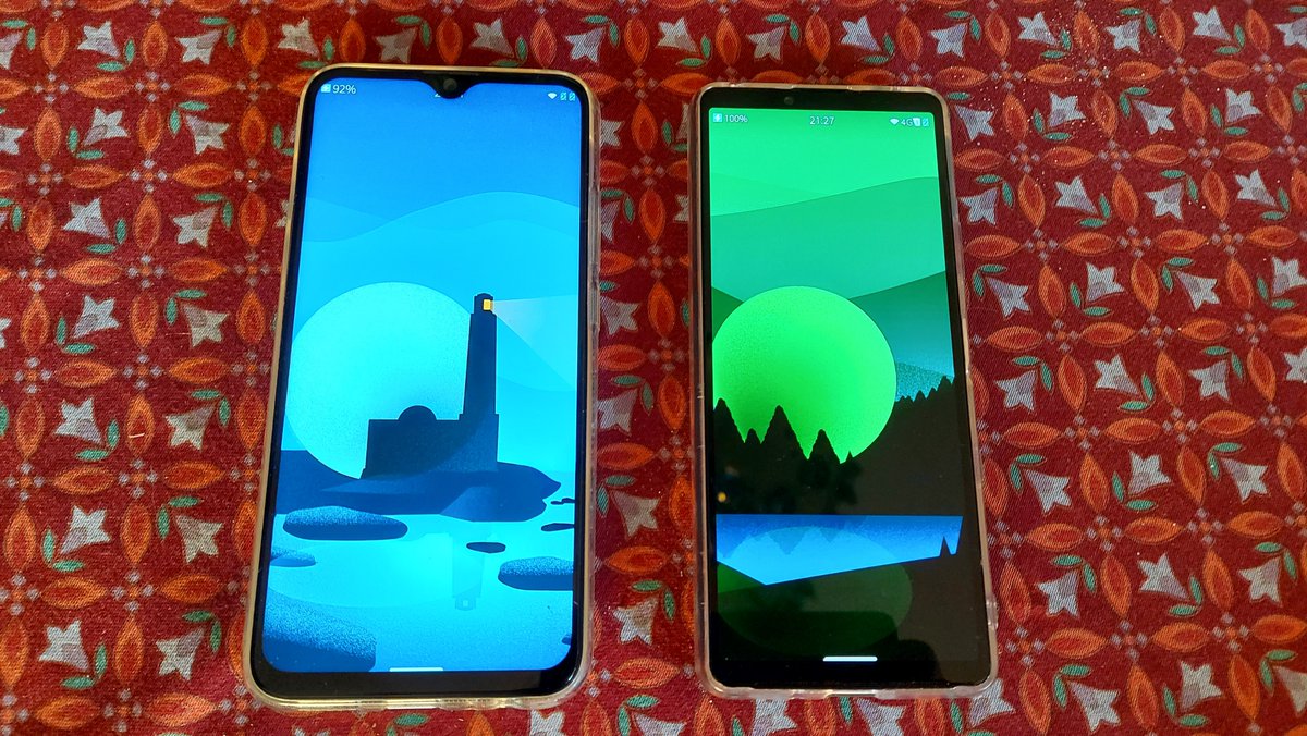 Pasik222's tweet photo. Today's projects: Sony Xperia 10 III for me and Volla Phone for father #SailfishOS  @JollaHQ https://t.co/xUxrMjGygW