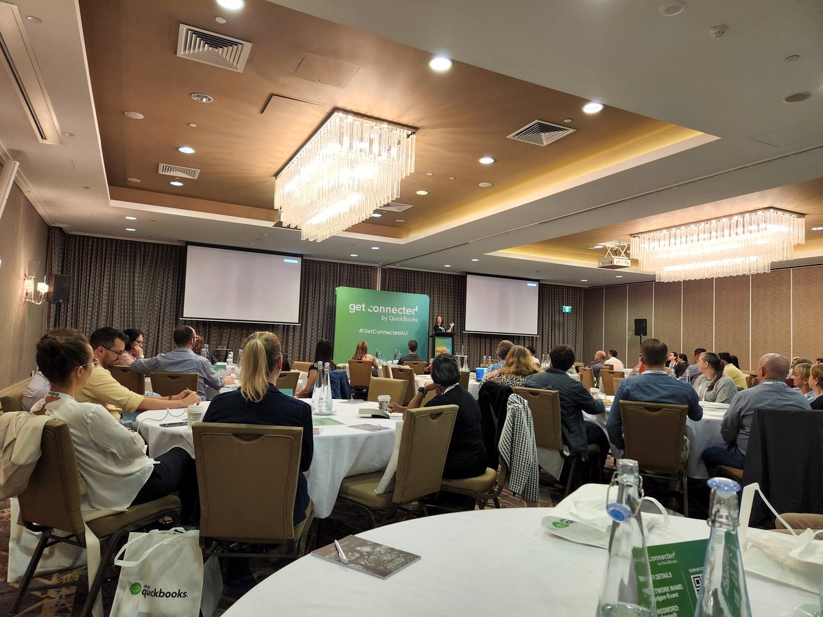 emmafab1's tweet photo. Last day! Full house in Brisbane. @MeaganWoodAU talking updates and new features. #getconnectedAU @QuickBooksAU https://t.co/vFBBTPnwBD