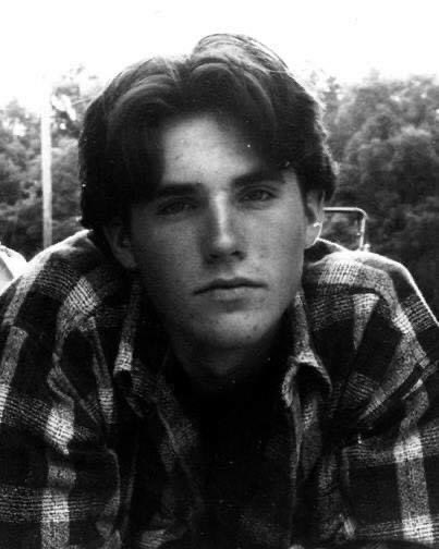 Rizabellepow's tweet photo. @fred_guttenberg @MaestraOogway @po_murray @NewtownAction @davidhogg111 @Alyssa_Milano @SpeakerPelosi @SenSchumer @RepJerryNadler @SenatorDurbin @SenBlumenthal @ChrisMurphyCT My boyfriend. His father killed him, his mother, and himself. I was 20. https://t.co/Z78tYcmVfP