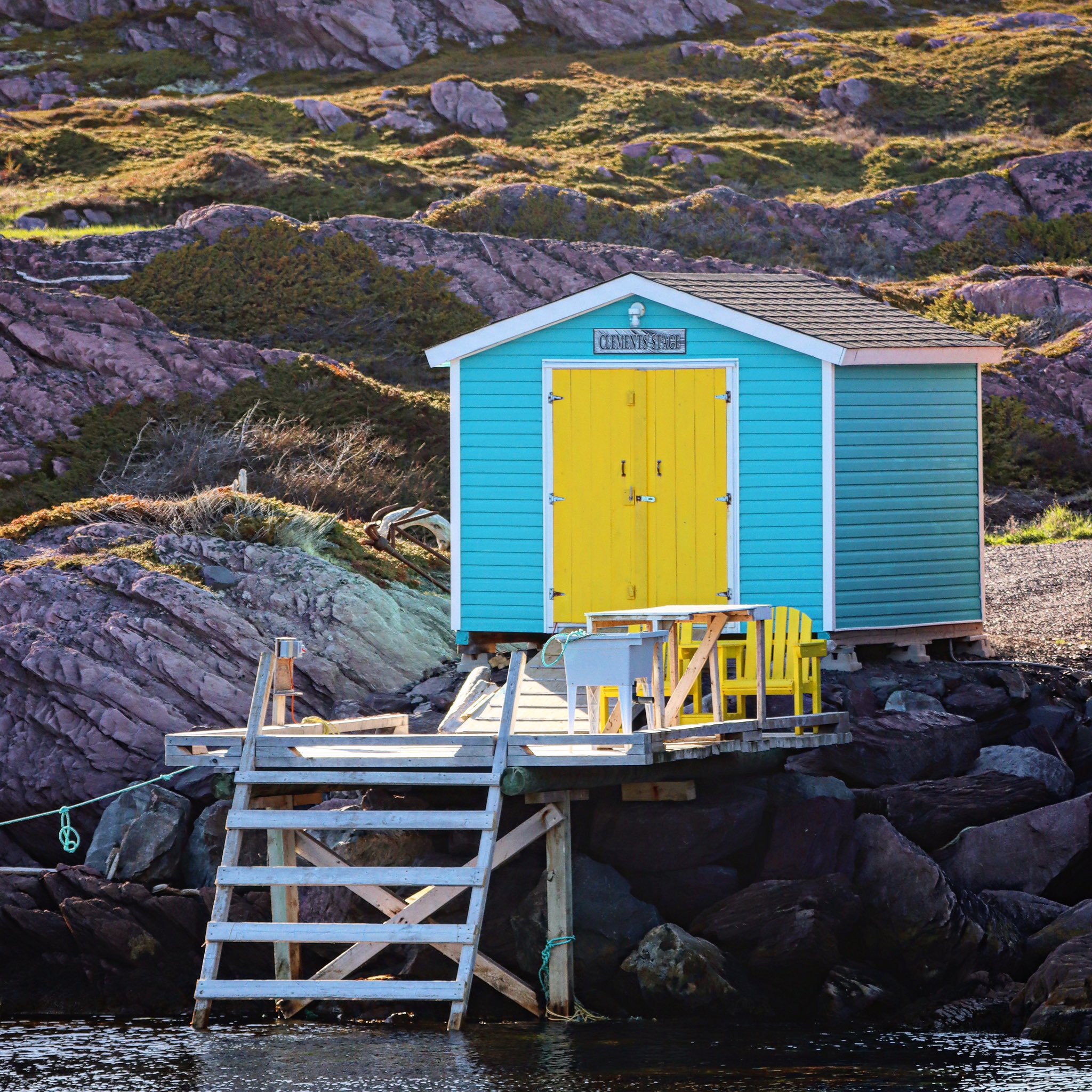 Mark Gray 🇨🇦 в Twitter „Love the little sheds around rural