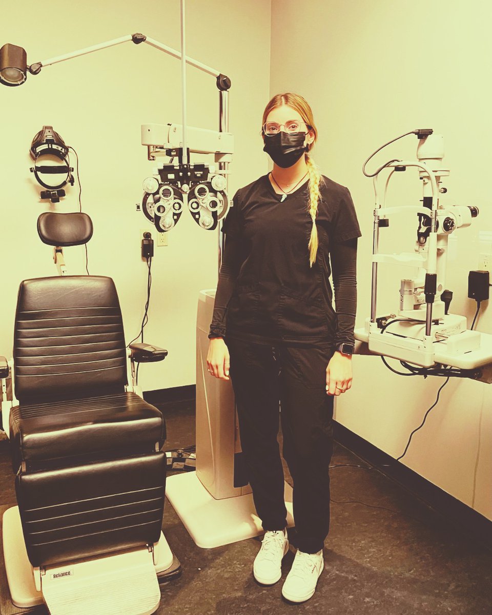 EdinburghOpto's tweet image. Please join us in welcoming Dr. Amelia Fitzgerald to our team! Amelia is a recent graduate of the University of Waterloo and joins our group of highly skilled Optometrists.  #Welcometotheteam #Edinburghoptometry #Optometry