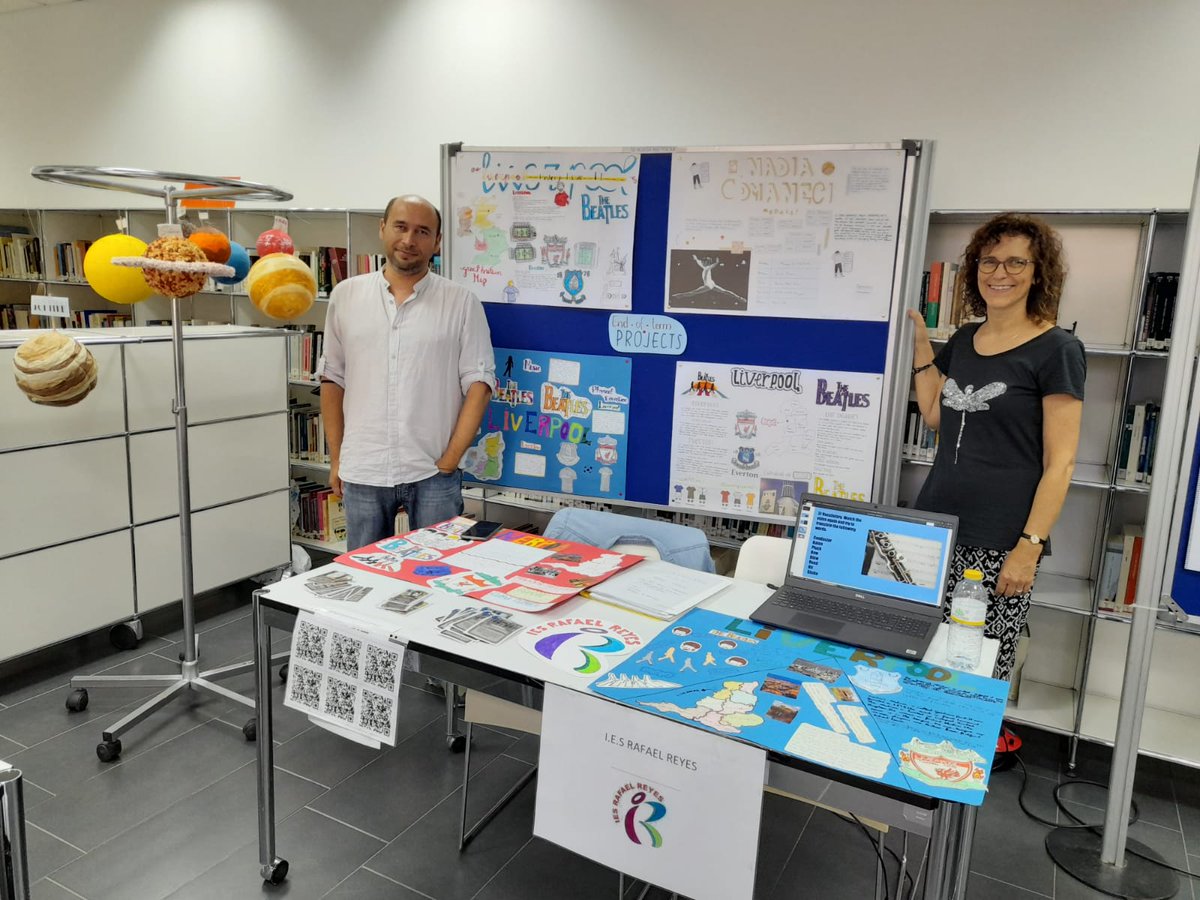 El IES Rafael Reyes de Cartaya, otro histórico el Bilingüismo en la provincia, nos invita a conocer sus proyectos en  #feriaplurihuelva  <a href="/Pluri_Huelva/">Plurilingüismo Huelva</a> <a href="/cepdehuelva/">cephuelva</a> <a href="/cepbollullos/">CEP Bollullos Valverde</a> <a href="/ceparacena/">CEP Aracena</a>