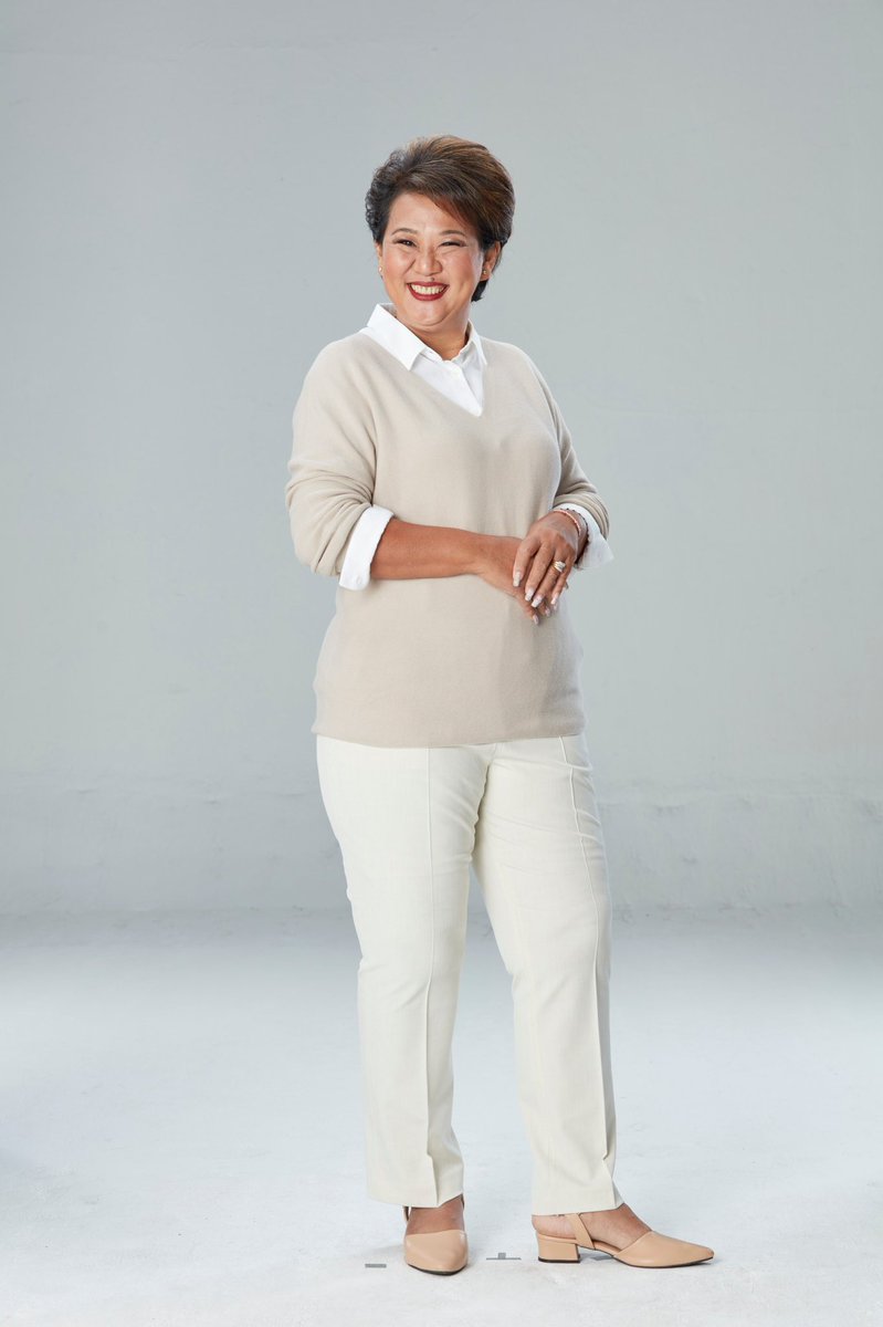 ข้าวของขึ้นราคากัน
แต่ที่ร้านหมูทอดเจ๊จงยังเติมข้าวฟรีนะคะ
🍚🍚🍚🍚🍚