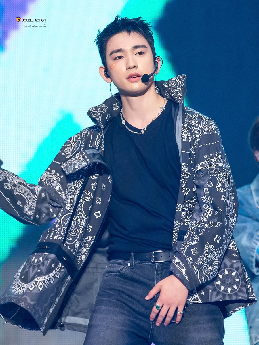 doubleaction_94's tweet photo. #GOT7 #갓세븐 #JINYOUNG #진영 #HOMECOMINGwithIGOT7 https://t.co/V0tQpyA5LM