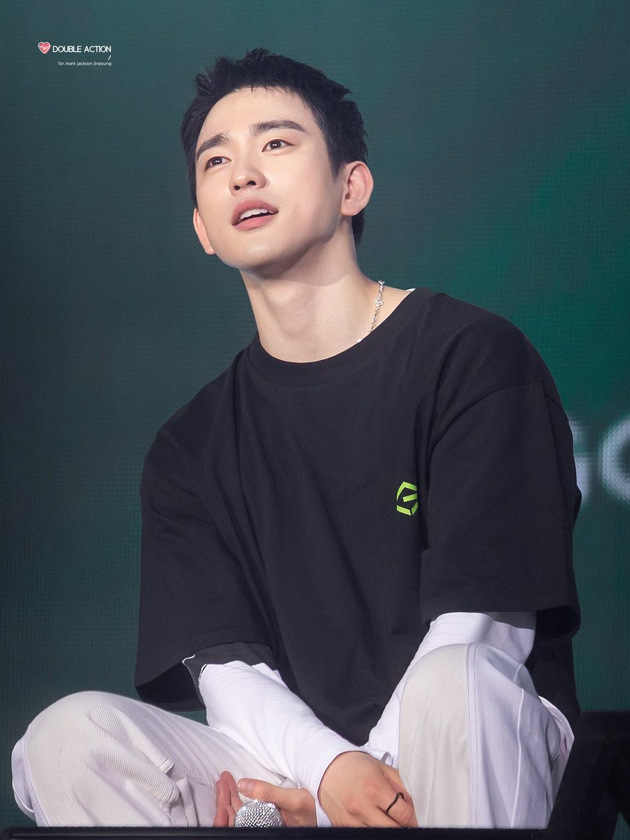 doubleaction_94's tweet photo. #GOT7 #갓세븐 #JINYOUNG #진영 #HOMECOMINGwithIGOT7 https://t.co/V0tQpyA5LM