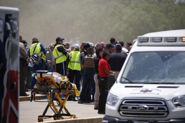 Our kids shouldn't have to go to school in fear:  On KDKA-TV at 7:30, Royce Jones KDKA is talking live to an expert about how to talk to your children about school shootings like the one in Texas today that killed 14 students and a teacher. Tune in now. <a href="/KDKA/">KDKA</a>