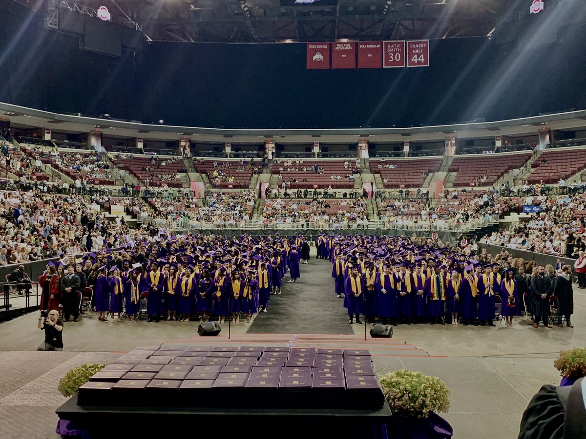 Tonight is your night, <a href="/RHSOfficial_RCS/">Reynoldsburg High School</a> Graduates! Take on all challenges and never take your eyes off of your goals. The future is yours to seize. #reynproud