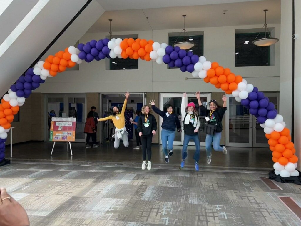 Sreddy1975's tweet photo. First time at in-person @idodi #global finals. These kids from #CedarParkMS earned 10th place! So proud of their hard work, enthusiasm, &amp; teamwork. Thank you again @LEEFStrong for supporting these kids! Thank you @kanesclass and @DrMorganLISD for supporting them all year! #idodi https://t.co/xNSQS4VEIE
