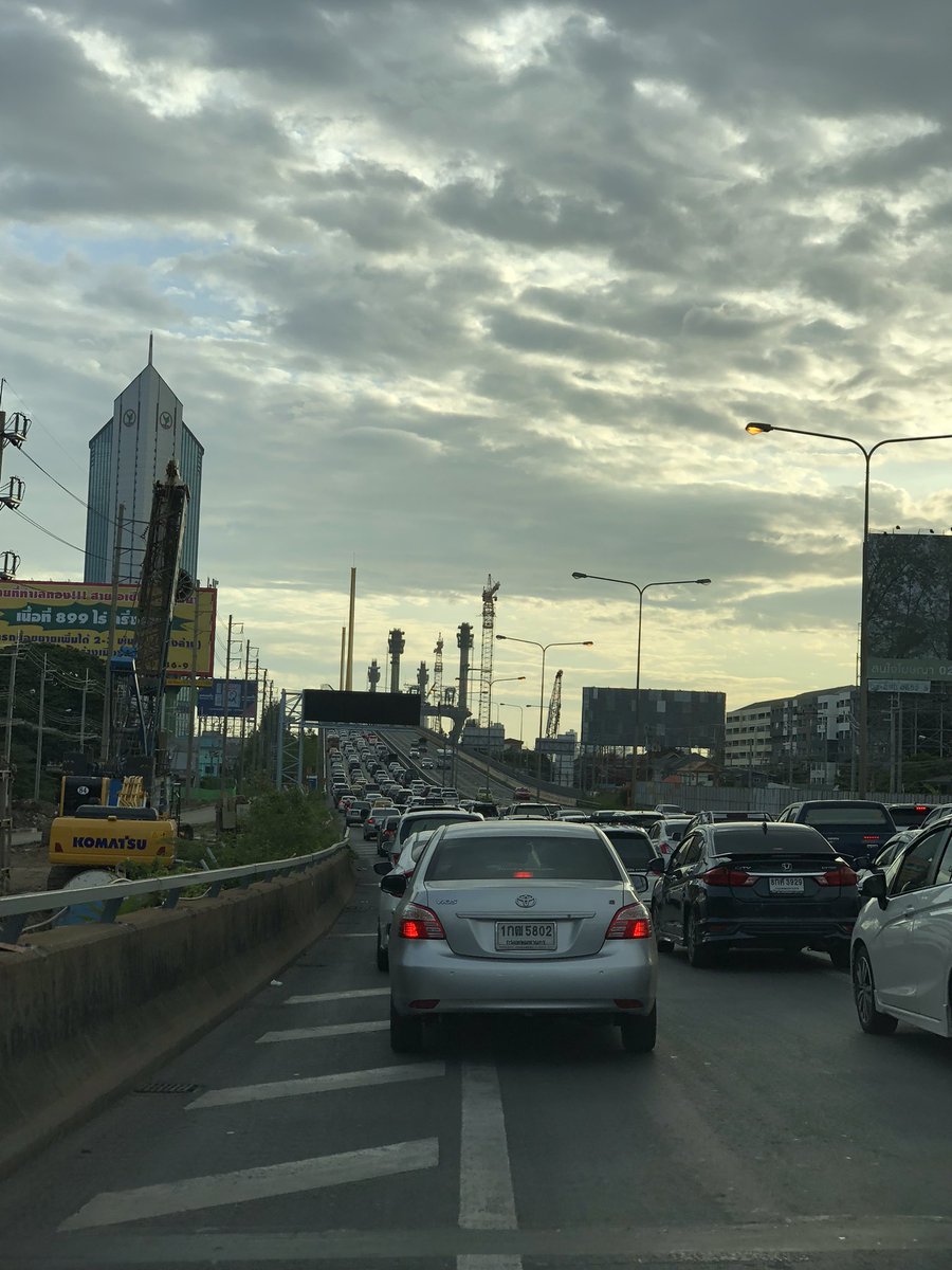9neng's tweet photo. 6:41 ขาเข้าสะพานพระราม 9 @js100radio @fm91trafficpro https://t.co/7imMimpxgU