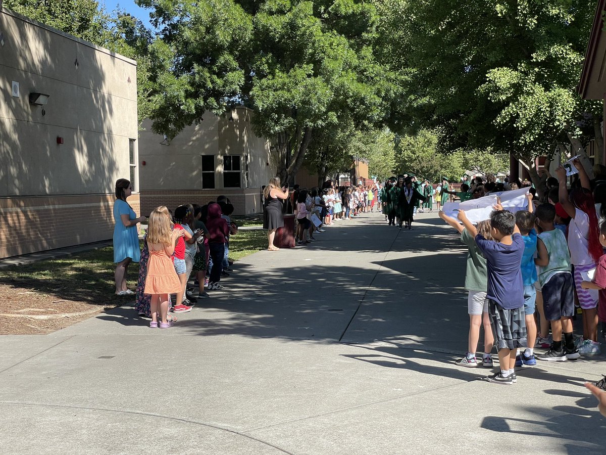 MrsPerryTRE's tweet photo. Today is one of my favorite days of the year…our Senior Walk! I loved seeing my former students and Otter alumni walking through our campus. Congratulations, Lions! We’re proud of all of you! https://t.co/5WdlBMK84P