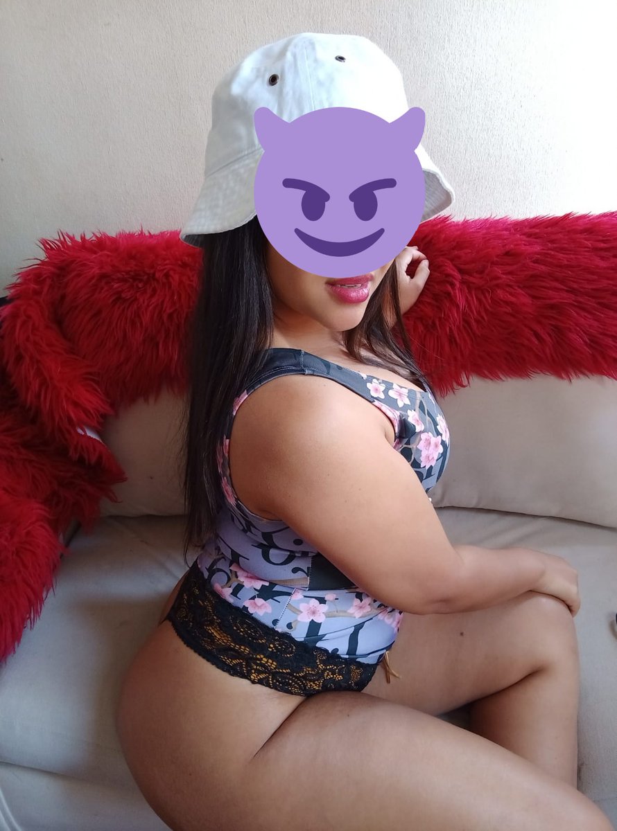Segun los estudios, las mujeres que duermen en tanga o desnuda 😈 son mas felices... Es inevitable no tener pensamientos perversos 🔥 y actos impuros 😈🍑🔥