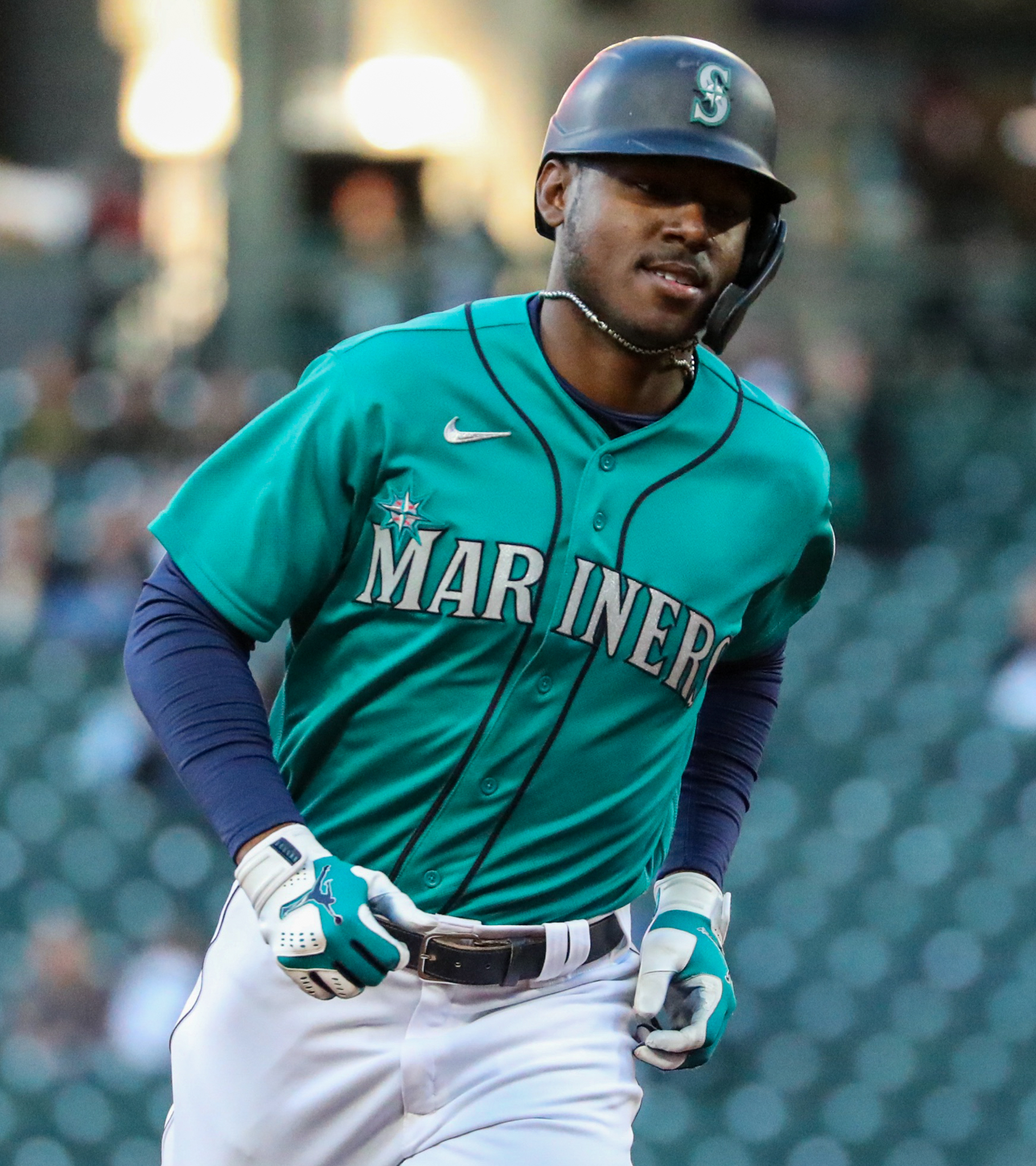 Seattle Mariners on X: Welcome back, @KLew_5!