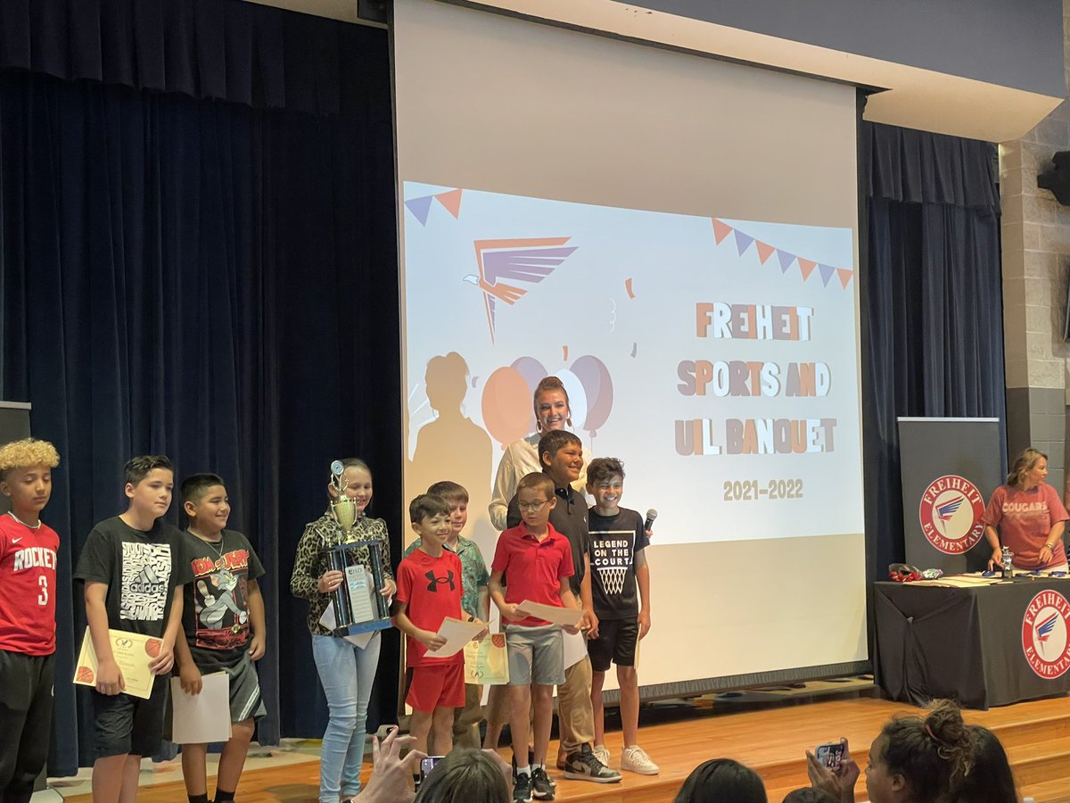 ComalFIT's tweet photo. Love this @FEScomal tradition! Honored to visit the Freiheit Elementary School 21-22 Intramural Sports & UIL Banquet this evening! #ComalIMSports @SKinginComal https://t.co/0VRNWdgHMj