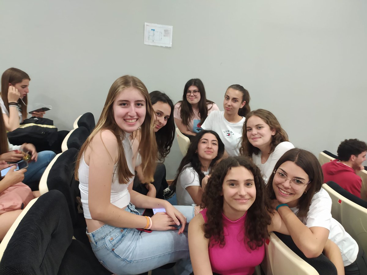 Torneo provincial de #debate improvisado en <a href="/colemiralmonte/">Colegio Miralmonte</a> organizado por Fundación Activa-t y @ESICEducation . Nuestras #alumnascracks de tercero de ESO han conseguido la TERCERA posición aprendiendo y disfrutando. Bravo por ellas!!! <a href="/ucoerm/">Unión Cooperativas de Enseñanza Región de Murcia</a> <a href="/ucomur/">Unión Cooperativas Trabajo Asociado Región Murcia</a>