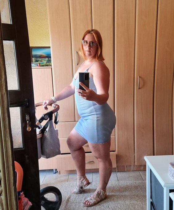 For a walk every day. https://t.co/nx1lercB3m<a href="/tag/curvy"class="tags"><span>#curvy</span></a><a href="/tag/mom"class="tags"><span>#mom</span></a><a href="/tag/pregnant"class="tags"><span>#pregnant</span></a><a href="/tag/redhair"class="tags"><span>#redhair</span></a>