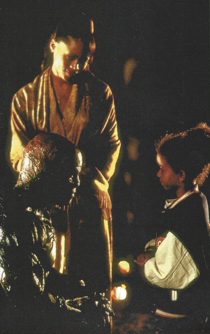 Daily Spawn Archive on X: ""I never stopped loving you." A production photo  from Spawn: The Movie's deleted scene after the final battle with Michael  Jai White as Spawn, Theresa Randle as