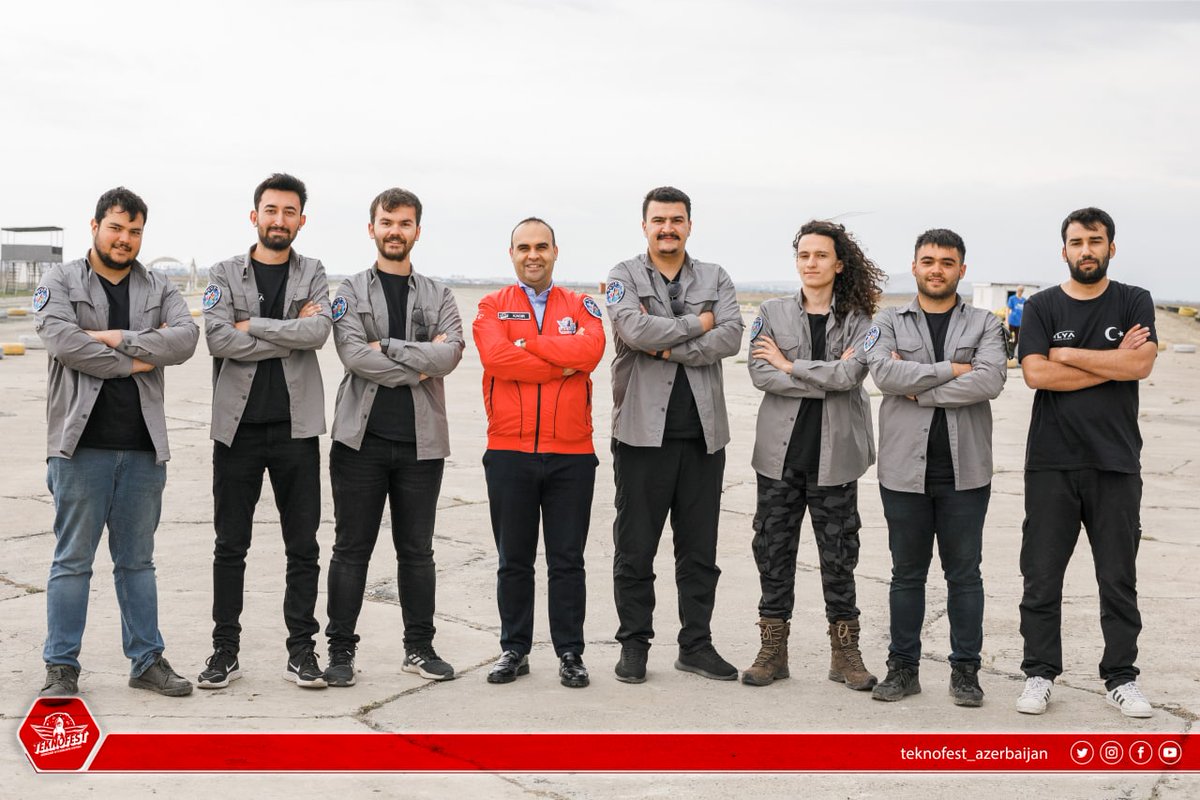 T3Vakfi's tweet photo. Sanayi ve Teknoloji Bakan Yardımcımız ve T3 Vakfı Mütevelli Heyeti Üyemiz Mehmet Fatih Kacır, TEKNOFEST Azerbaycan'da İHA yarışmacılarını ziyaret etti.

#TEKNOFESTAZƏRBAYCAN 🇦🇿🇹🇷 https://t.co/ZE91ZdQOWn