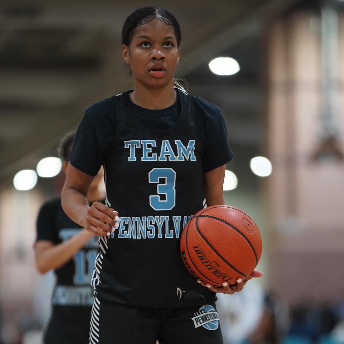 GarrettSanaa3's tweet photo. Two weeks til Boo Williams!!! Time to get focus and the mindset of being a leader! #SeperationSummer https://t.co/MkZKcrC3W8