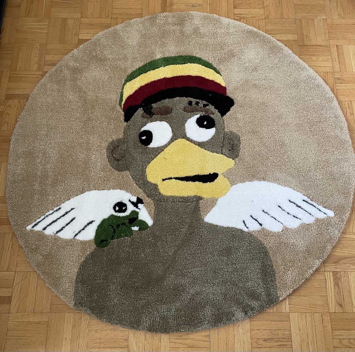 cryptodramz's tweet photo. Latest addition to the office has arrived and I couldn't be happier!

The quality is tops, plus it's ideal for curling up on during the bear markets... #Quack 

@CalebsCustoms Nailed this beauty, no doubt, it will be the 1st of many.

$ADA #Cardano 

#Ruggery #Rugged #Rug 🧶🦆🚀 https://t.co/rYGRhc0DtM