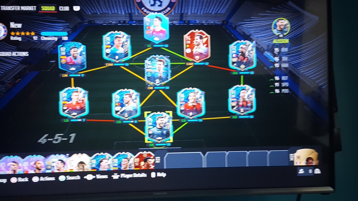 CFC_CAM's tweet photo. Rate team just did CR7 SBC, all undtradable have 350k budget #FIFA #FUT #TOTS #FifaTeam https://t.co/xPOWLhPtpB