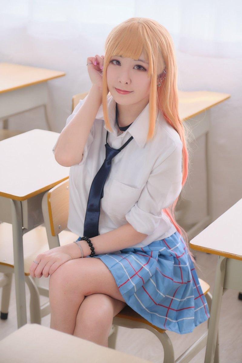 MizoreCosplayer's tweet photo. 圖片資料：
Coser: @mizore_owo 
Photographer: @saic_aya @saic.photo2021 
#戀上換妝娃娃 #恋ノ行方　#その着せ替え人形は恋をする #mydressupdarling  #かわいい #自撮り #自撮り女子 #自撮り界隈 #フォロー #フォローミー #フォロー大歓迎 #萌え #可愛い #可愛い女の子 #踊り https://t.co/ytYxWvH1fK