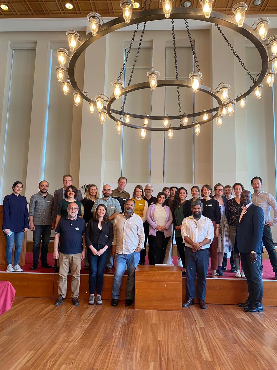 Finished 2 full days of intense and fruitfull discussions with #MIGNEX colleagues (@bivanderdal @j_hagenzanker @jorgencarling @CVar_Sil) hosted by @kocuniversity, wonderful to be working in person again with the great colleagues